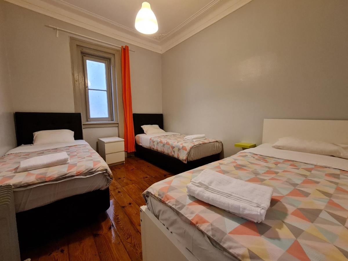 Shangri-La Hostel Anjos Lissabon Buitenkant foto