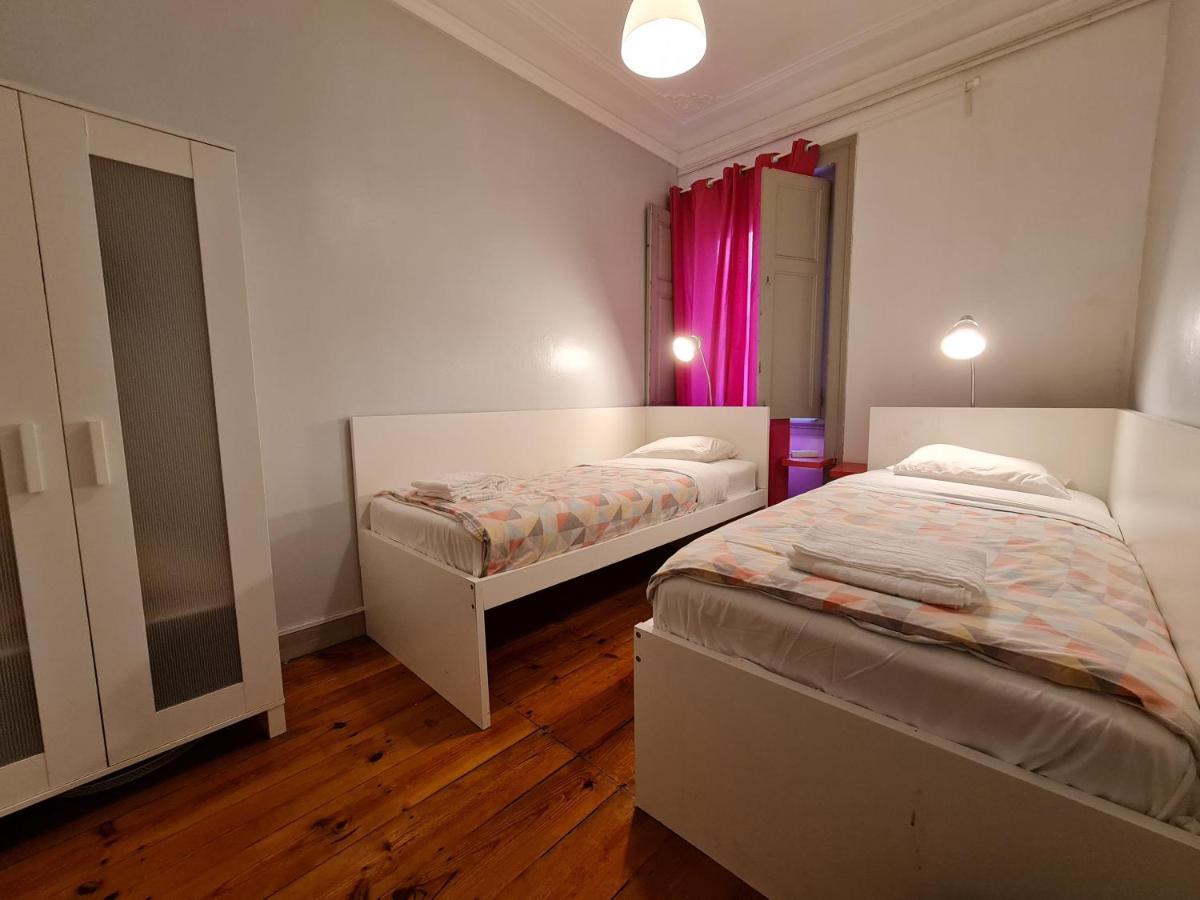 Shangri-La Hostel Anjos Lissabon Buitenkant foto