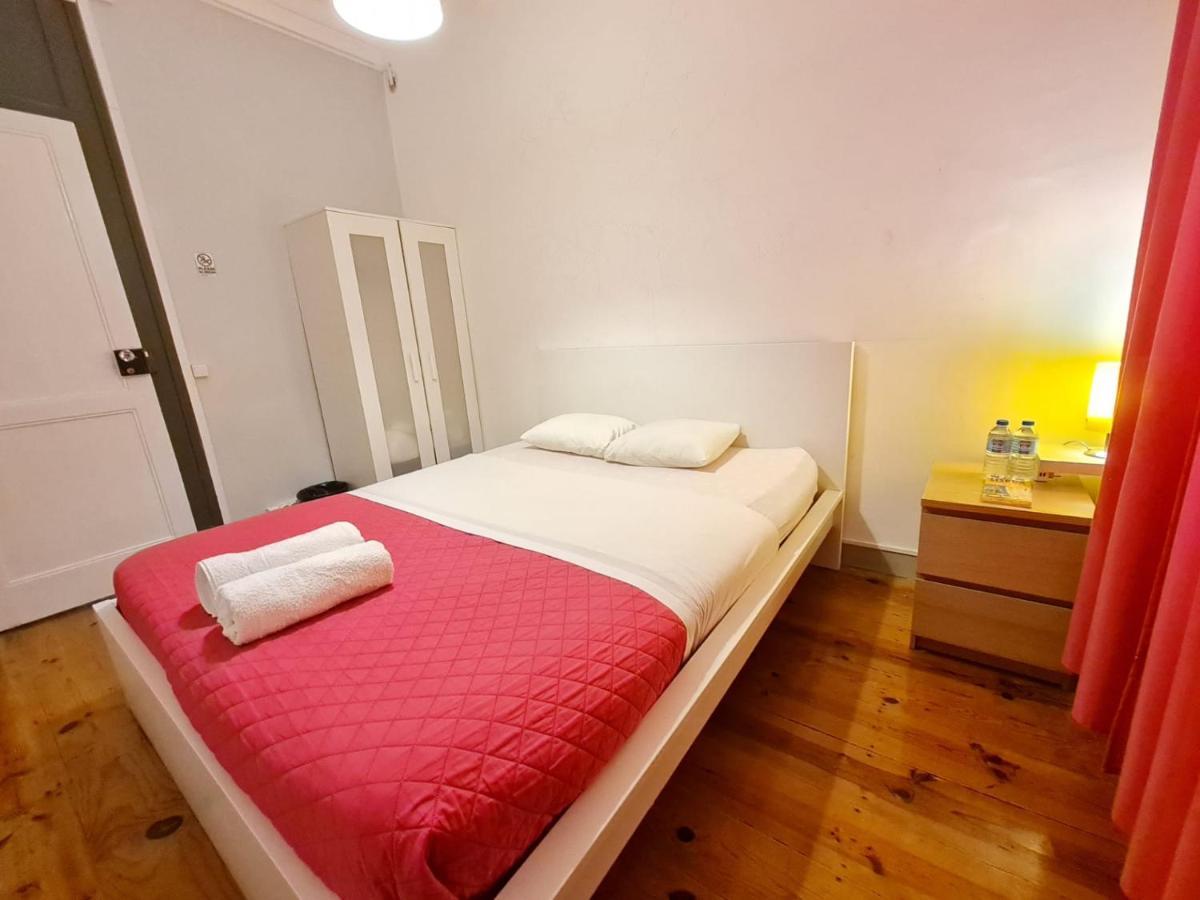 Shangri-La Hostel Anjos Lissabon Buitenkant foto