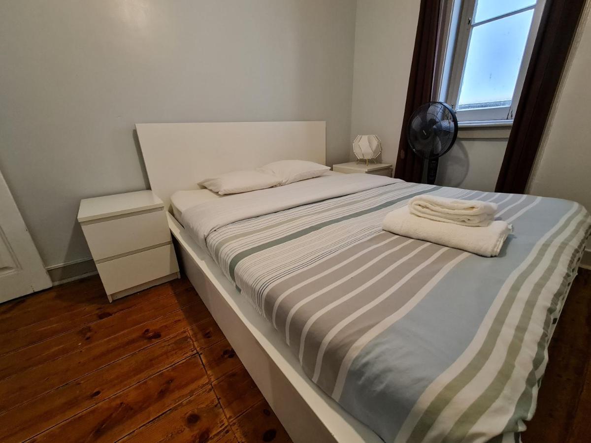 Shangri-La Hostel Anjos Lissabon Buitenkant foto